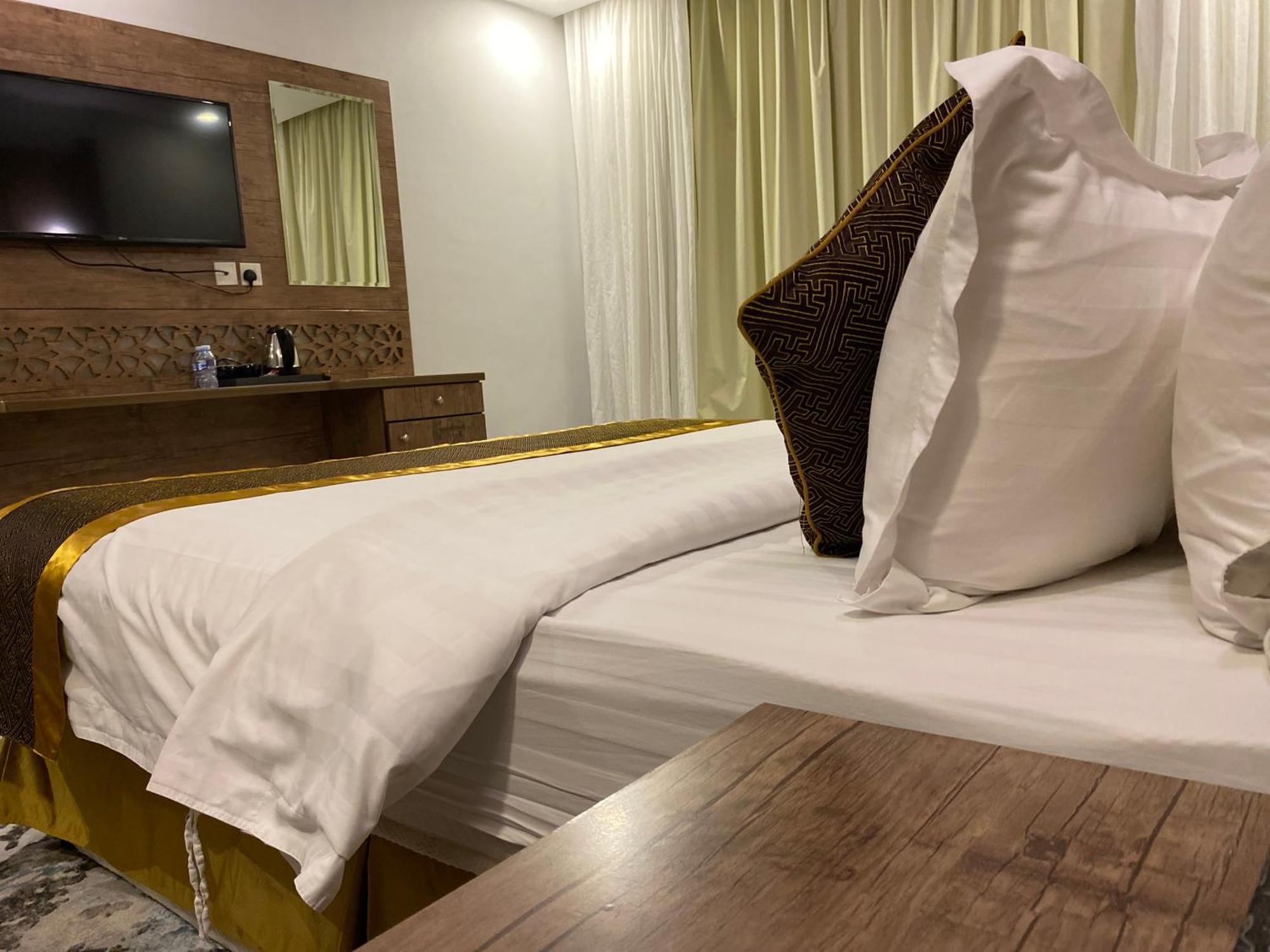 Areen Al Basateen Hotel Джедда Экстерьер фото